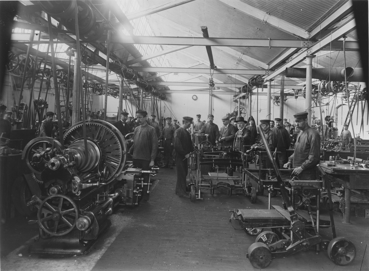 Norrahammars bruk. Redskapsverkstaden. Tillverkningen lades ner då den såldes till Överum 1929.