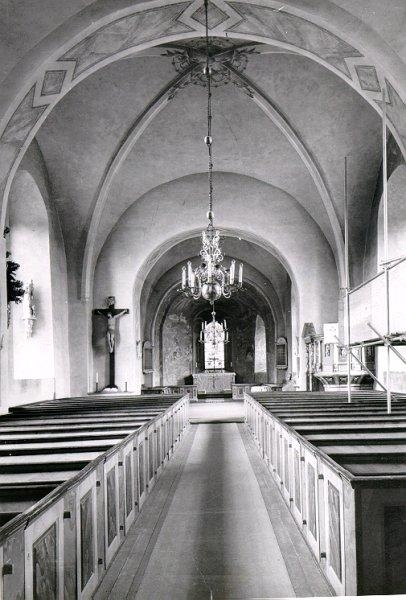 S:t Olofs kyrka, interiör mot koret.