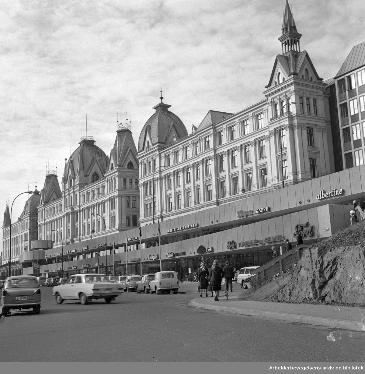 Victoria terrasse, sett fra Ruseløkkveien..Ca. 1969.