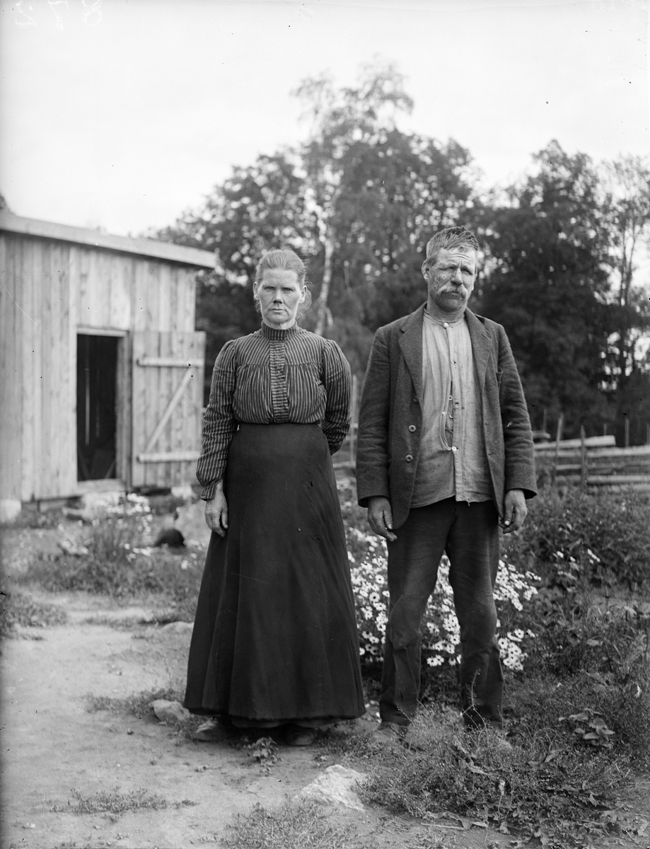 "A. Eriksson m. fru Revelsta", Altuna socken, Uppland 1918