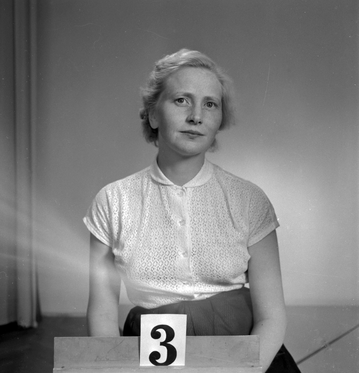 Telegrafverket legitimationskort. 26 augusti 1953 Fotografi nr 3 ...