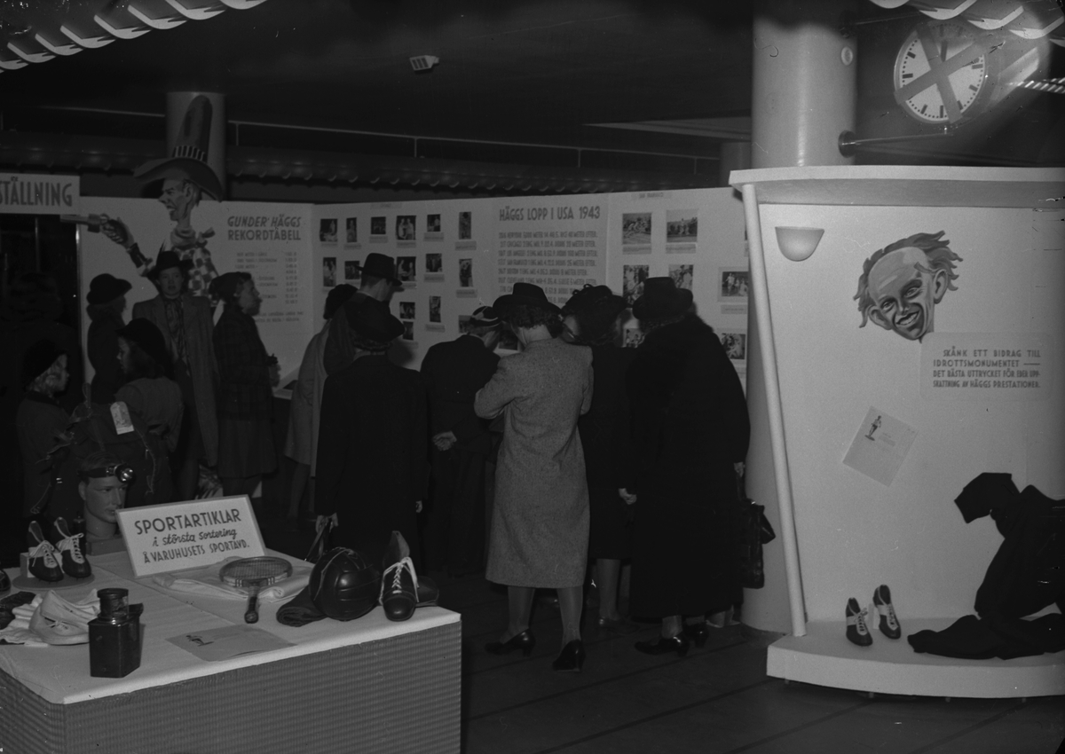 Konsum Alfas Gunder Hägg-utställning. Oktober 1943

