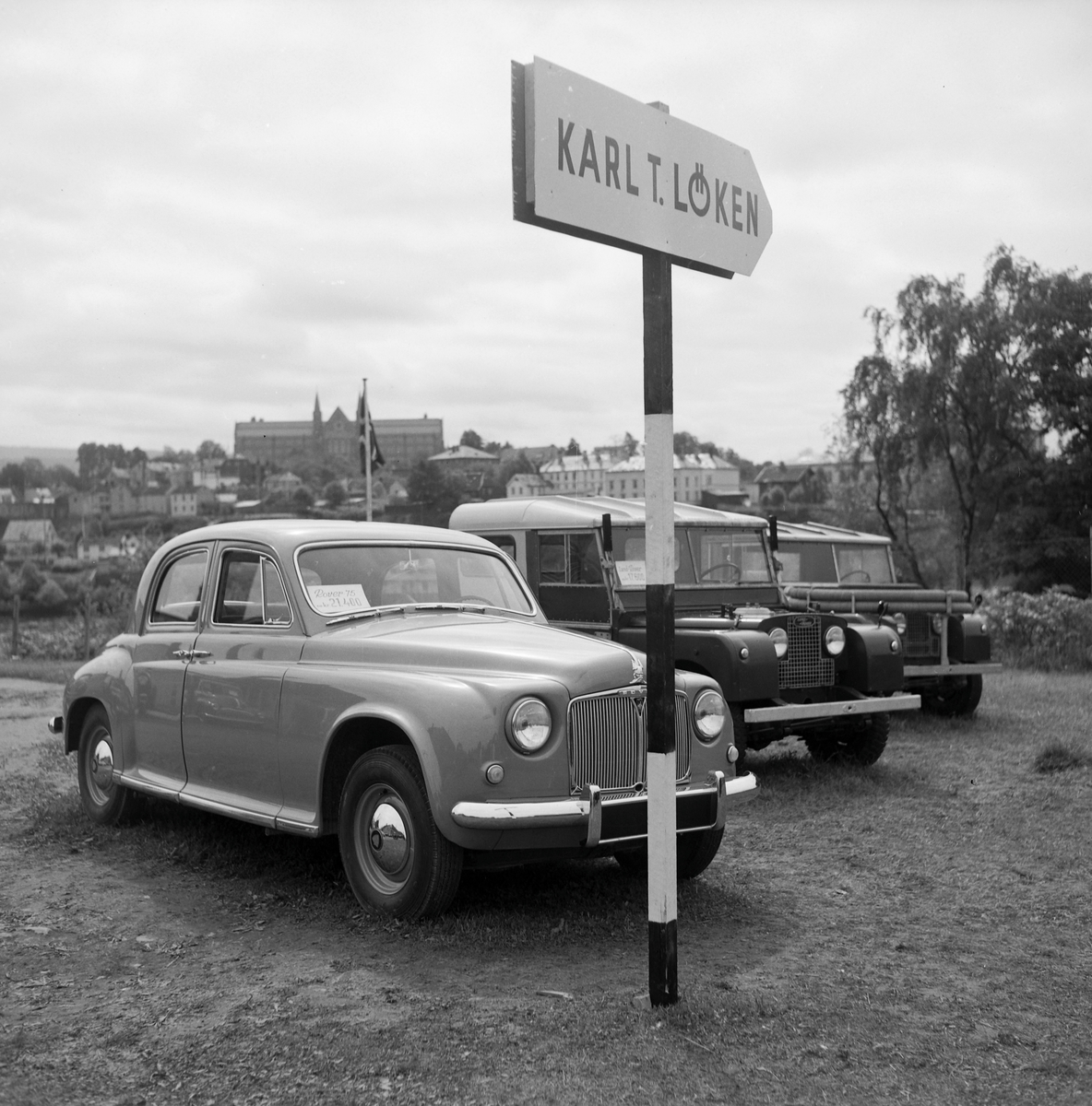 Bilutstillingen på ytre Kongsgård 1953. Karl T. Løken