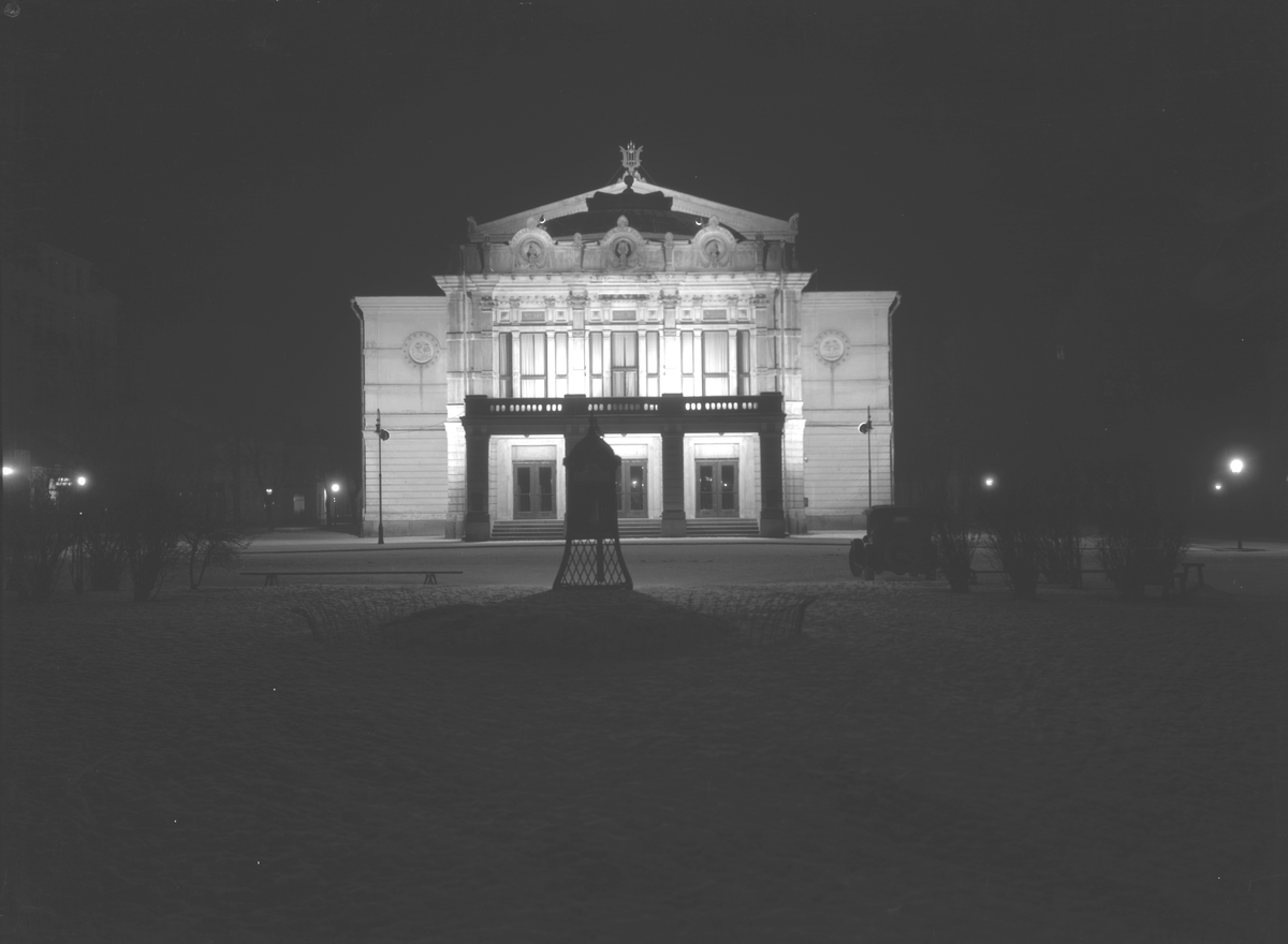 Fasadbelysning på Gävle Teater