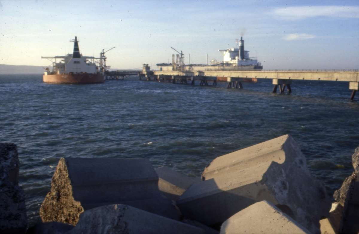 T/T ‘Wind Eagle’ (b. 1977, Kockums Varv, Malmø, Sverige), i havnen i Le Havre.