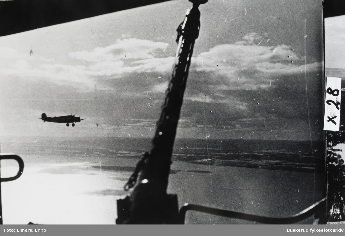 Oslofjorden 9.april 1940.
På flyet til Norge. Første glimt av Norge, sett fra et tysk krigsfly