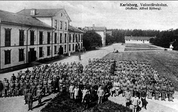 Infanterivolontärskolan Karlsborg, senare rekrytskolan för infanteriets off- och res. off. Aspiranter 1878 - 1927. Volontärskolan omkring 1912.