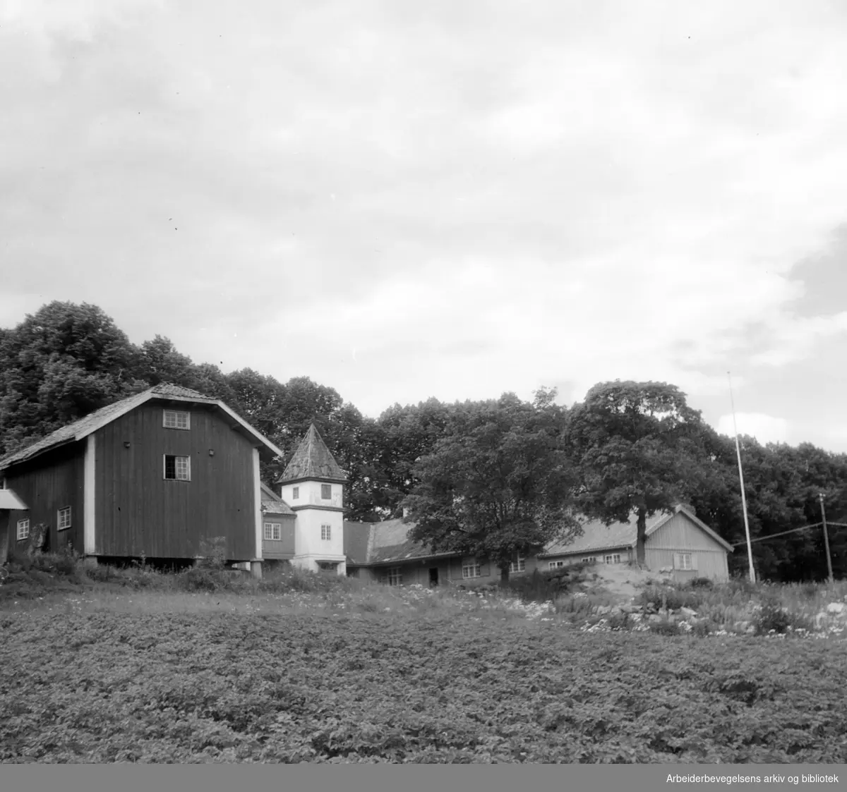 Nordre Skøyen Hovedgård. Juli 1948