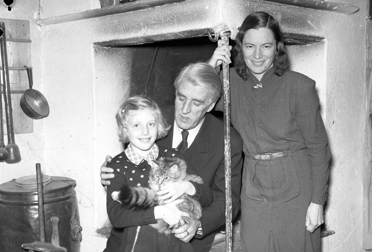 Gösta Nygren med familj, disponent, Furuvik.