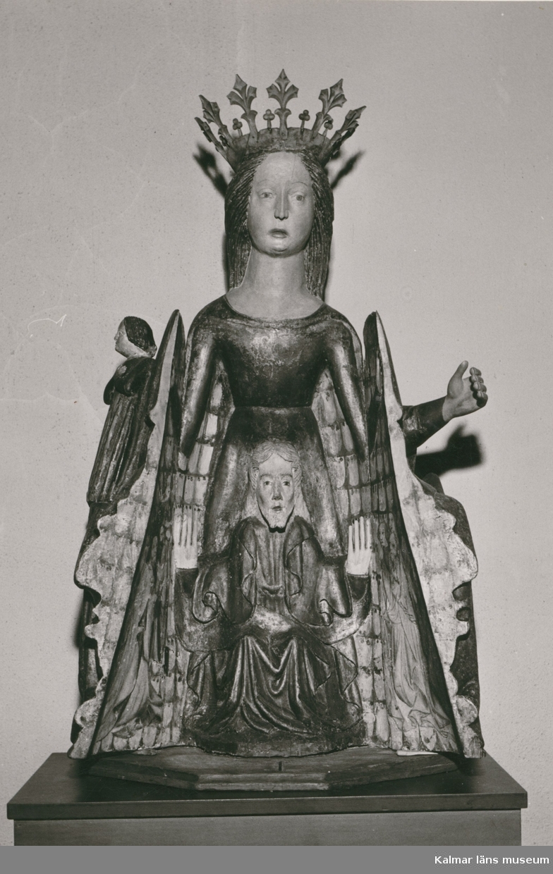 Maria som himladrottning i Misterhults kyrka.