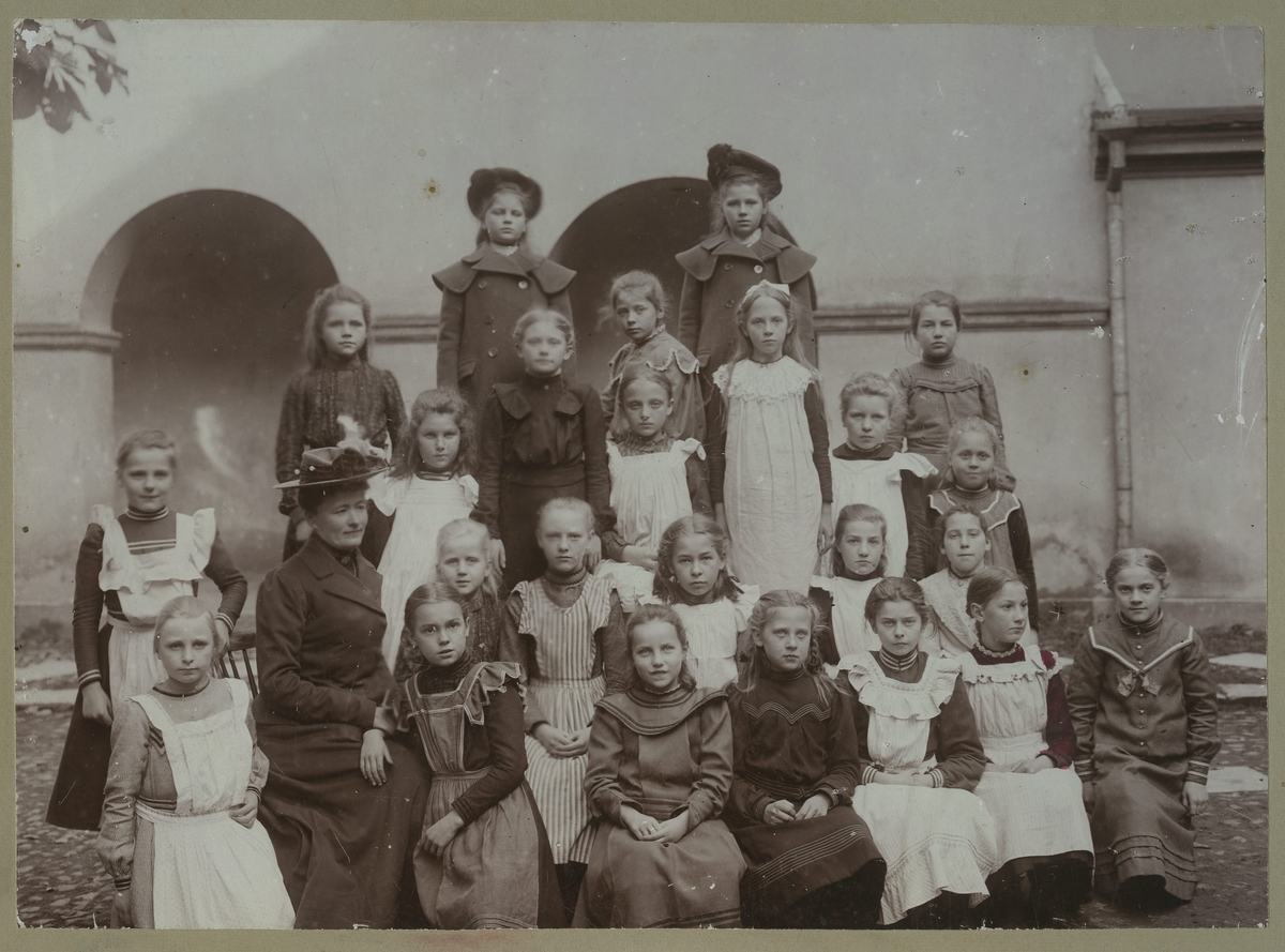 Klass II på Nisbethska skolan1902.