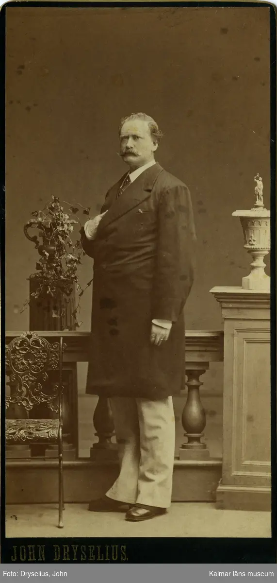Carl Sundberg. Tobaksfabrikör, rådman, skarpskyttechef. Född 7/3 1827, död 18/11 1883.