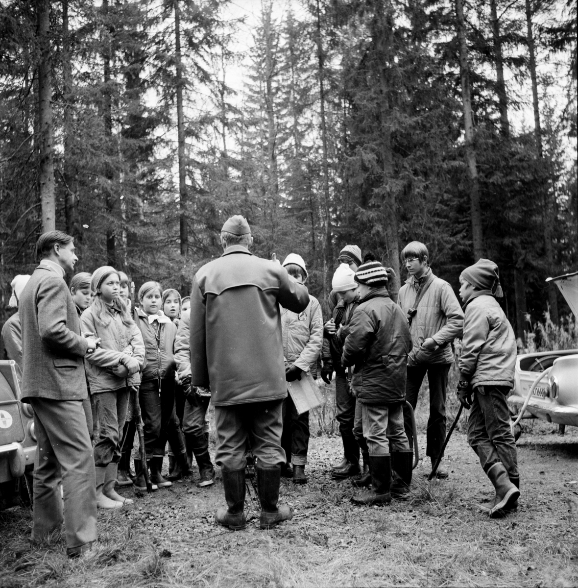 Arbrå,
Scouterna på väg till Söroms,
Okt. 1969