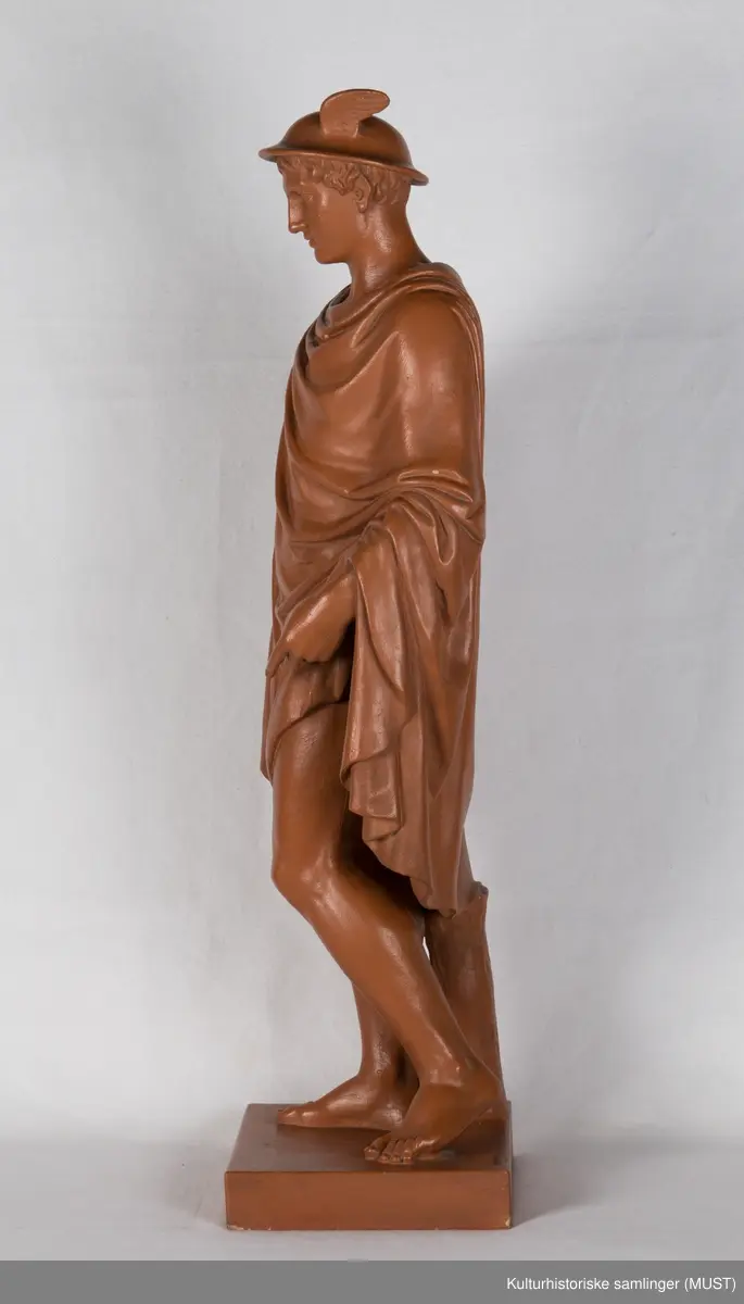 Skulptur Kulturhistoriske samlinger (MUST) / DigitaltMuseum