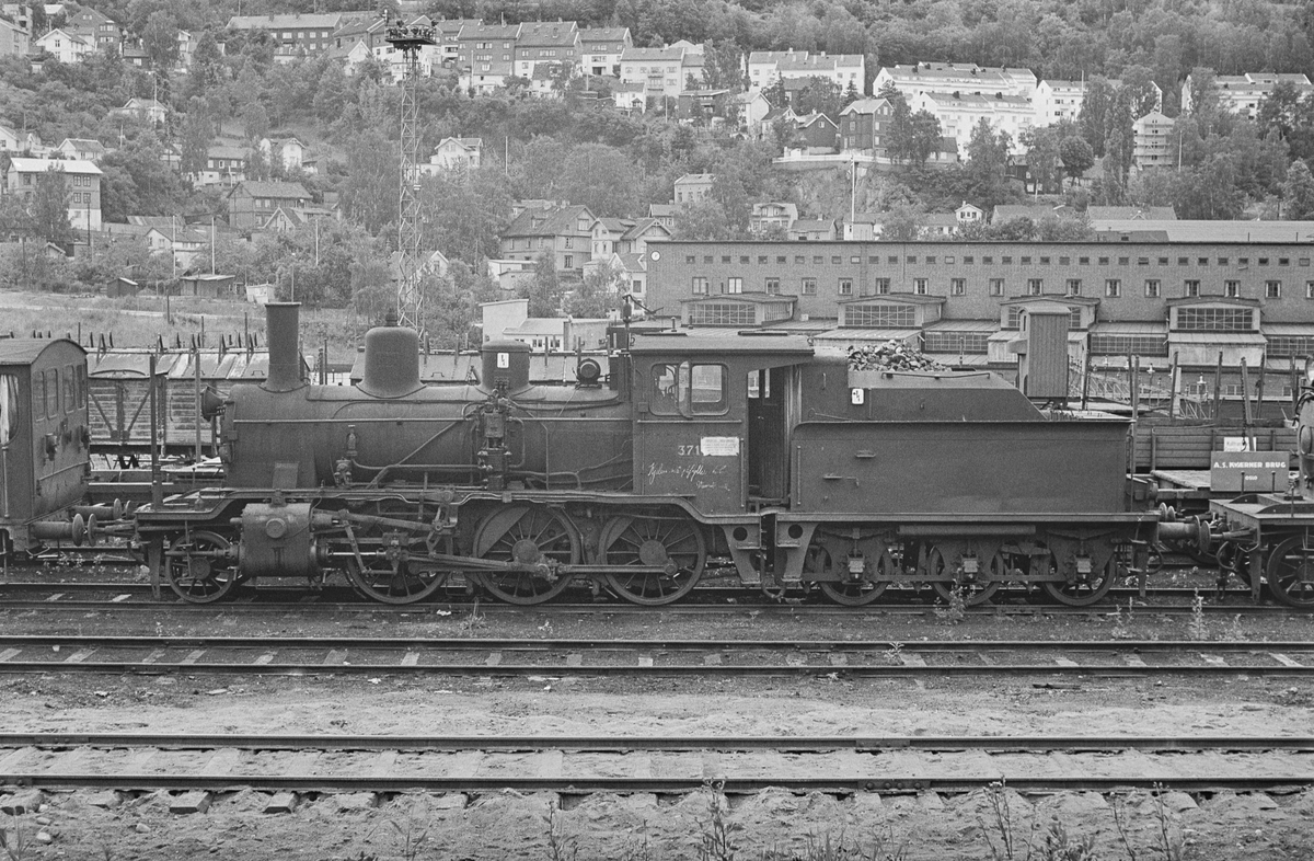 Hensatt damplokomotiv type 21c nr. 371 i Lodalen i Oslo.