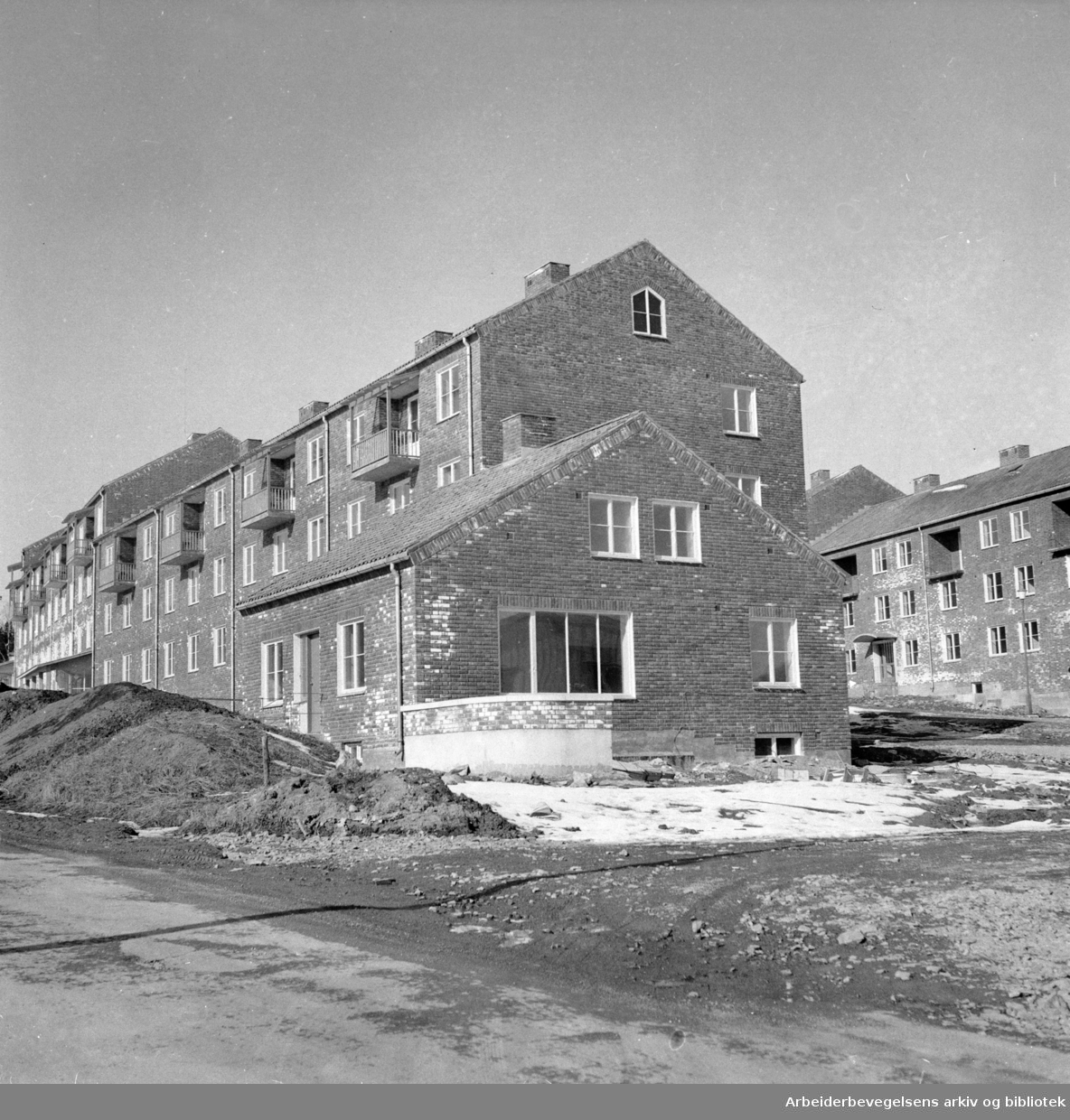Sogn, Studentbyen under bygging. April 1952