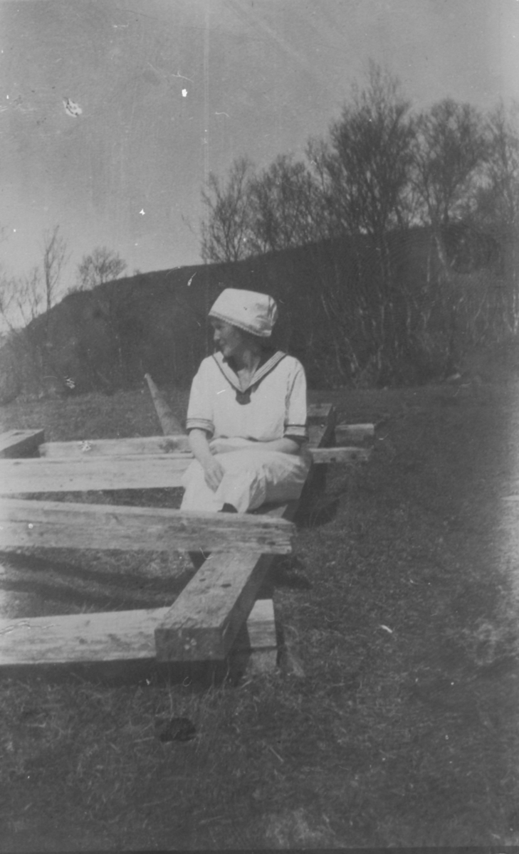 Dame.  Fru Signe Nygård. Ca 1920-25.