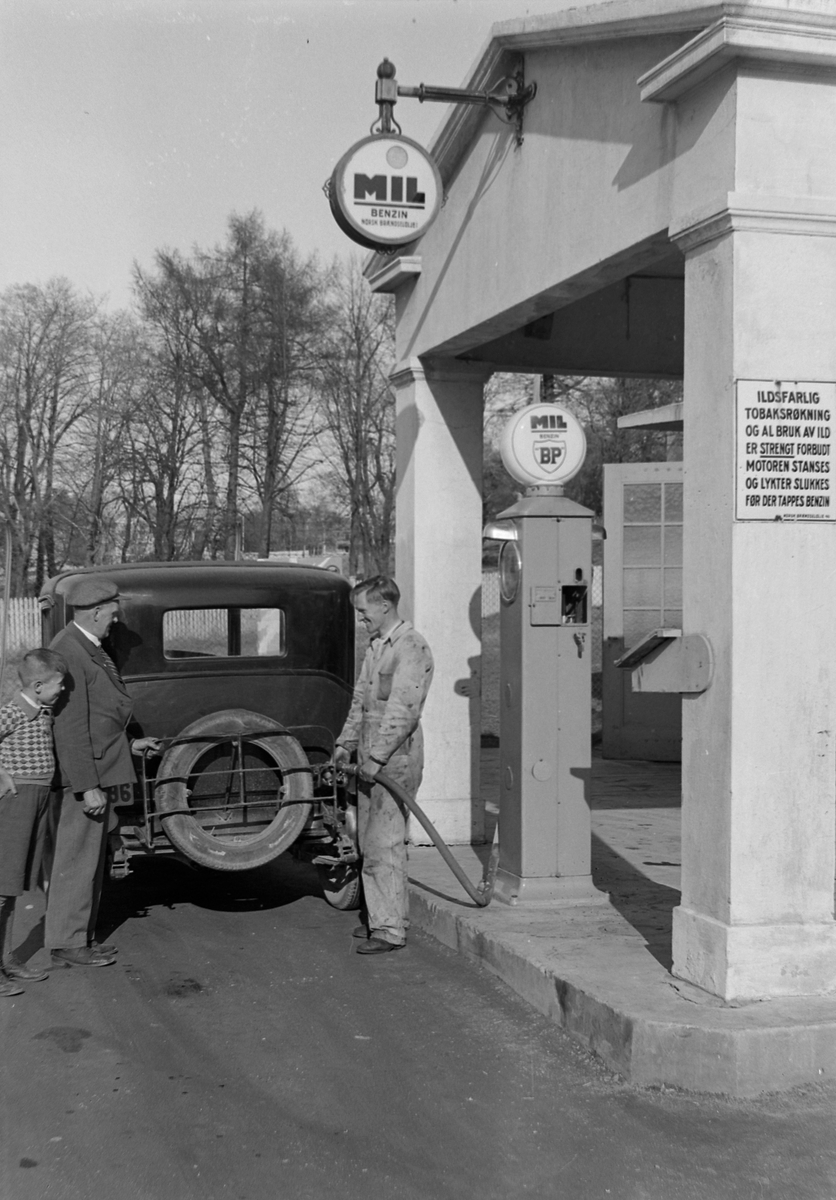 Rønningsbakken bensinstasjon