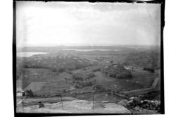 Utsikt fra Marbergåsen? Antagelig fotografert 1900-03.