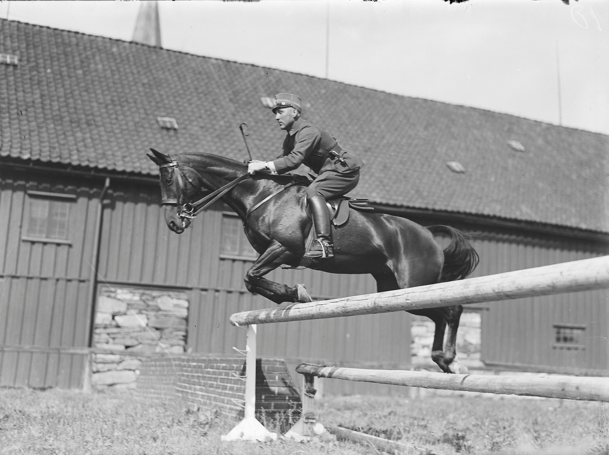 Løytnant Fridtjof Riddervold - Sverresborg Trøndelag Folkemuseum ...