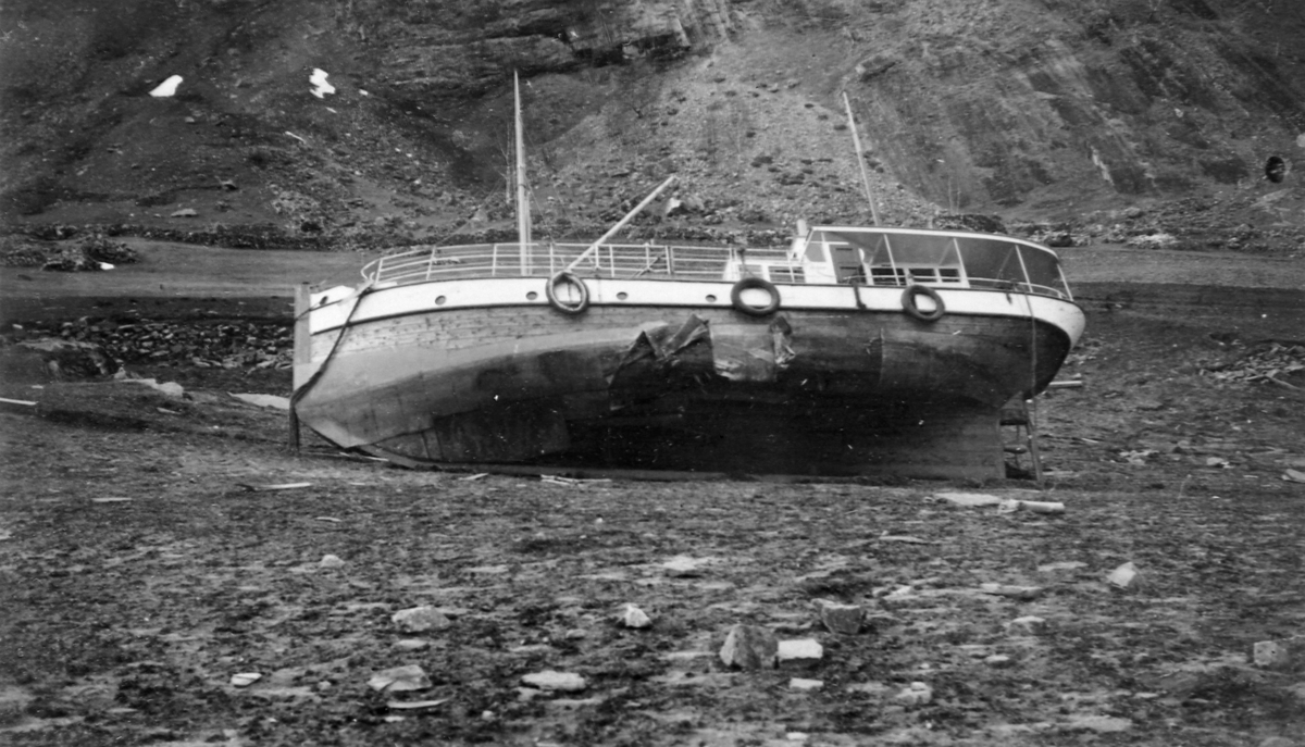 Etter ulykken i Tafjord og i Fjøra 7. april 1934