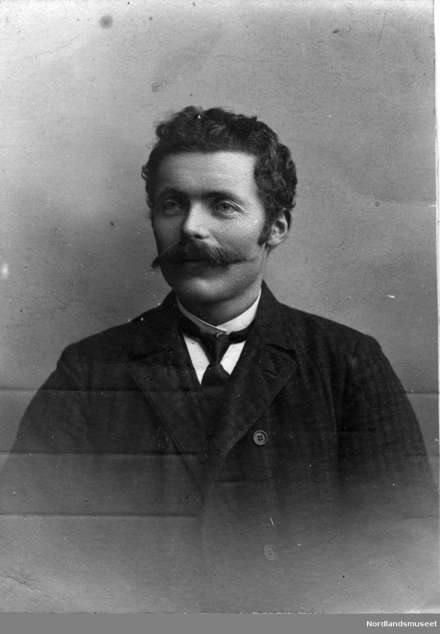 Portrett. Adolf Olsen, Storvik.
