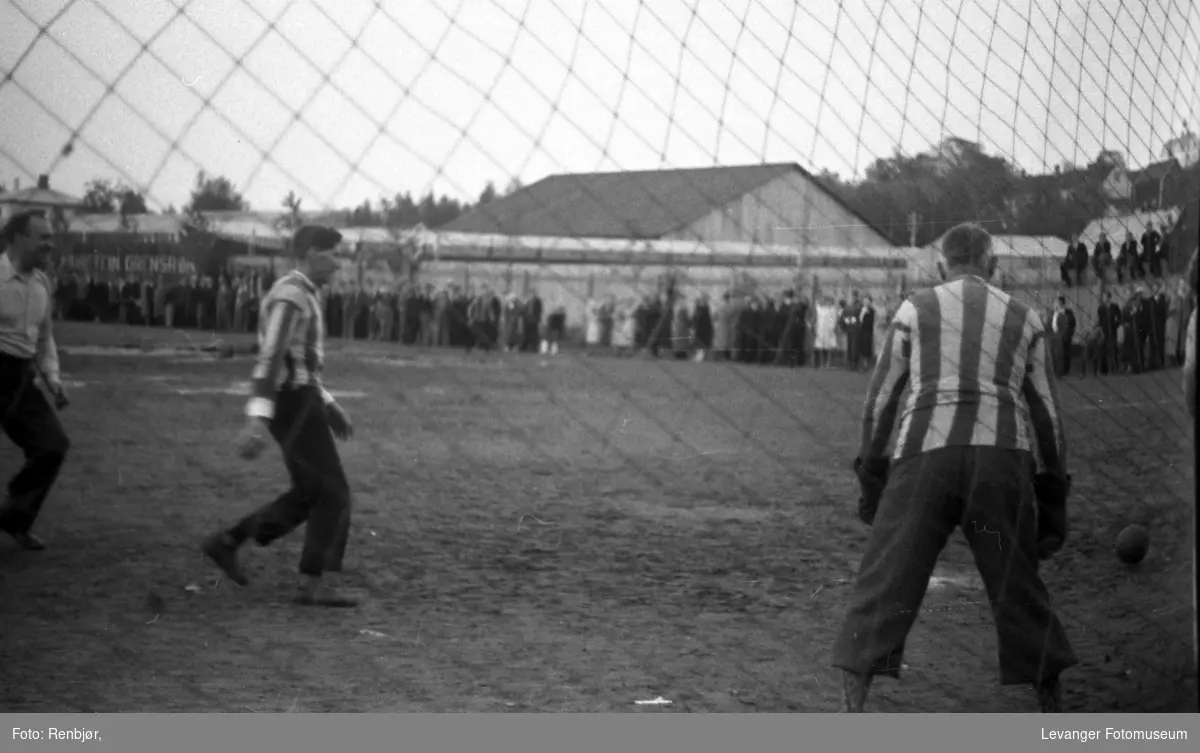 Fotballkamp mellom  Frol og Levanger kommune. 
