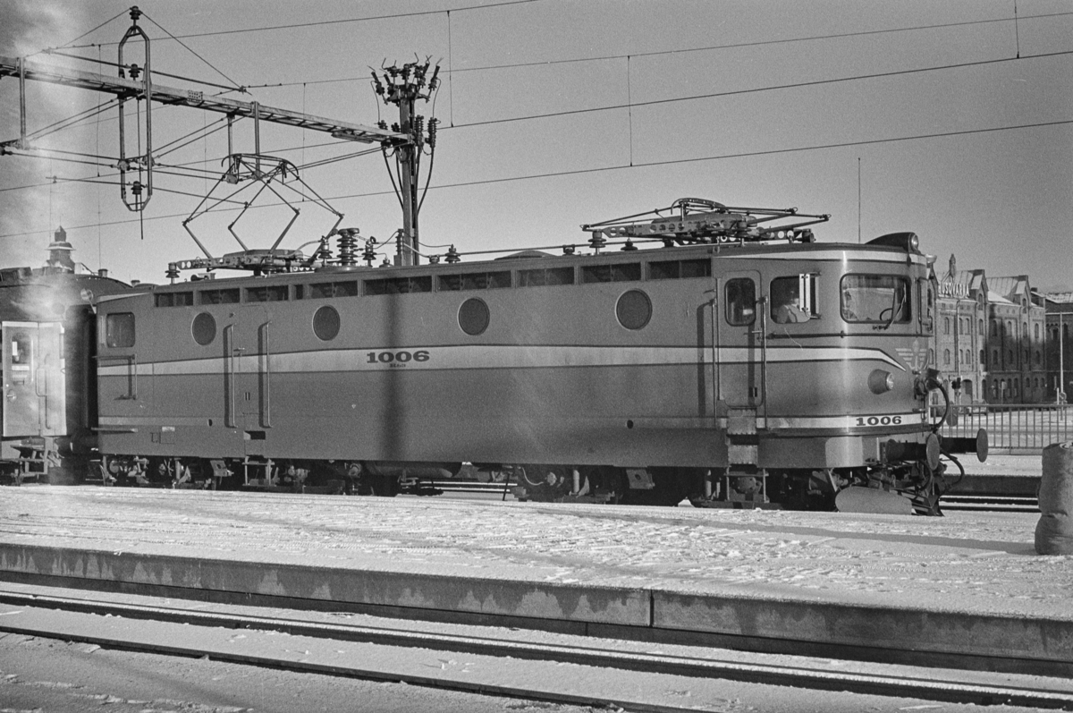 Svensk elektrisk lokomotiv type Rb nr. 1006 i Gävle i Sverige.