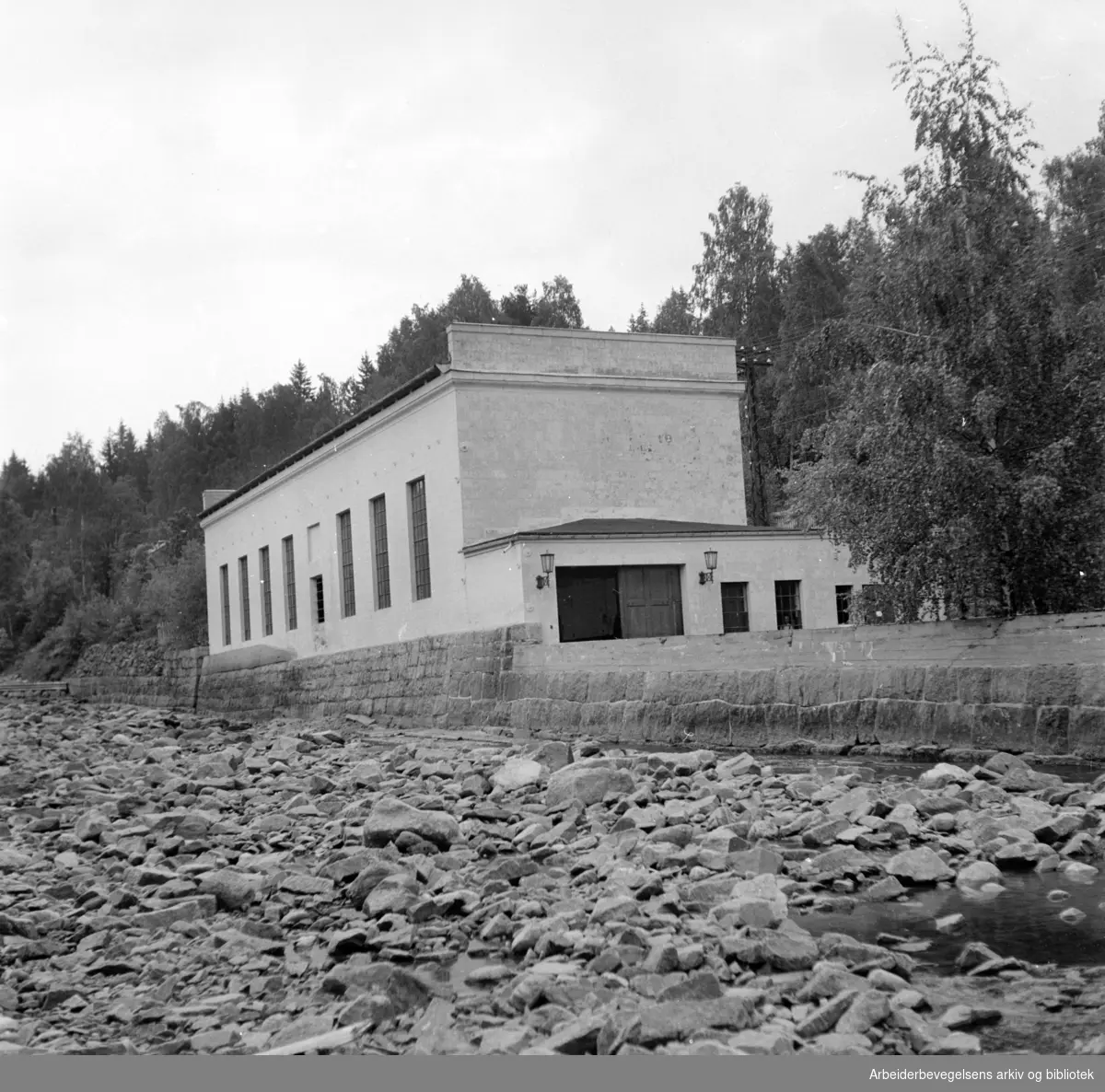 Maridalen: Hammeren transformatorstasjon. Ble satt i drift 15. juni 1900. Juni 1950