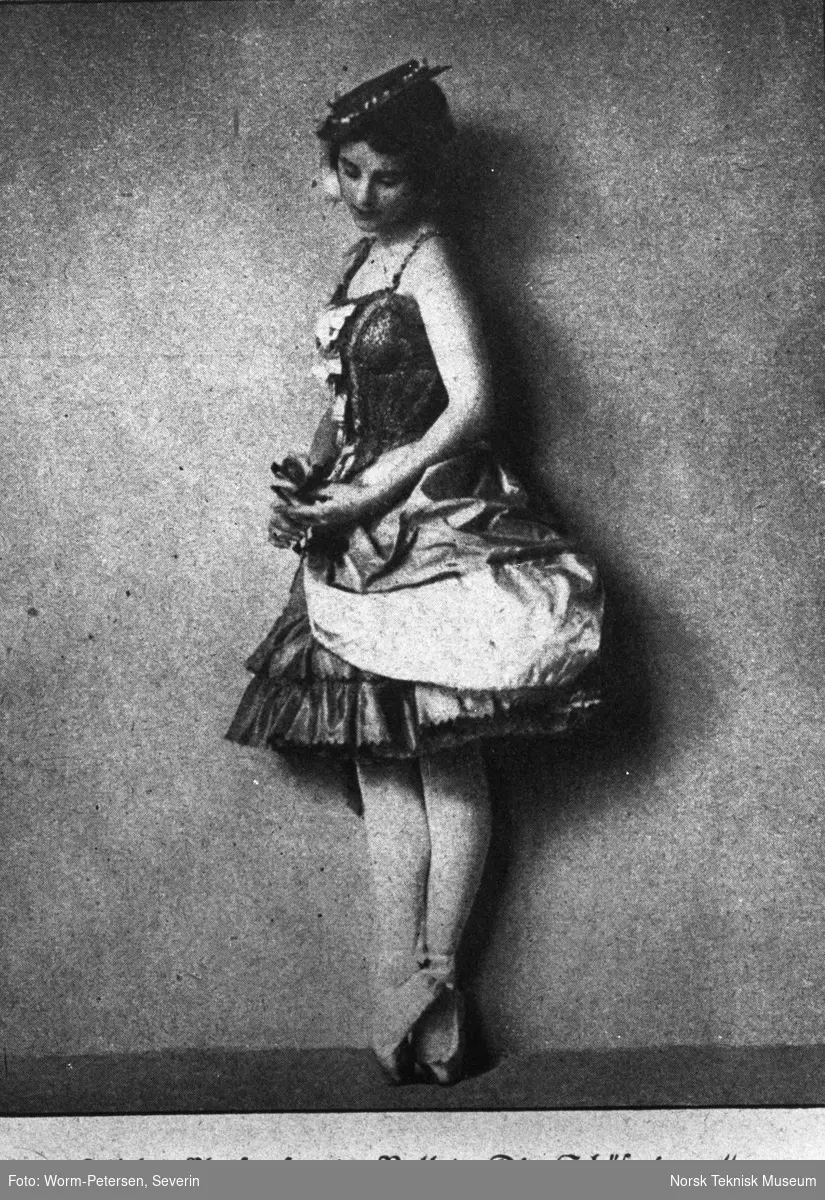 Lillebil Christensen i balletten "Die Schäferin"