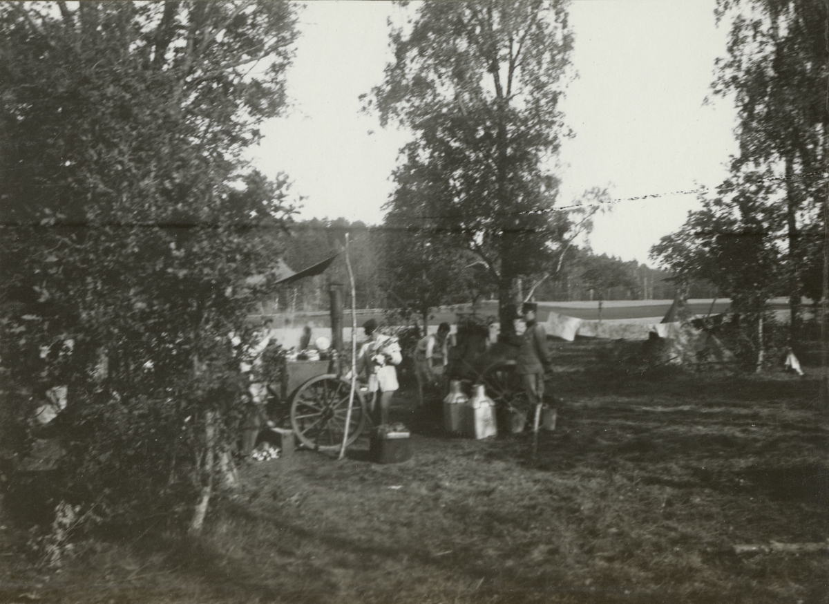 Text i fotoalbum: "Övningarna vid Norsholm 25.-31. Aug. 1922".