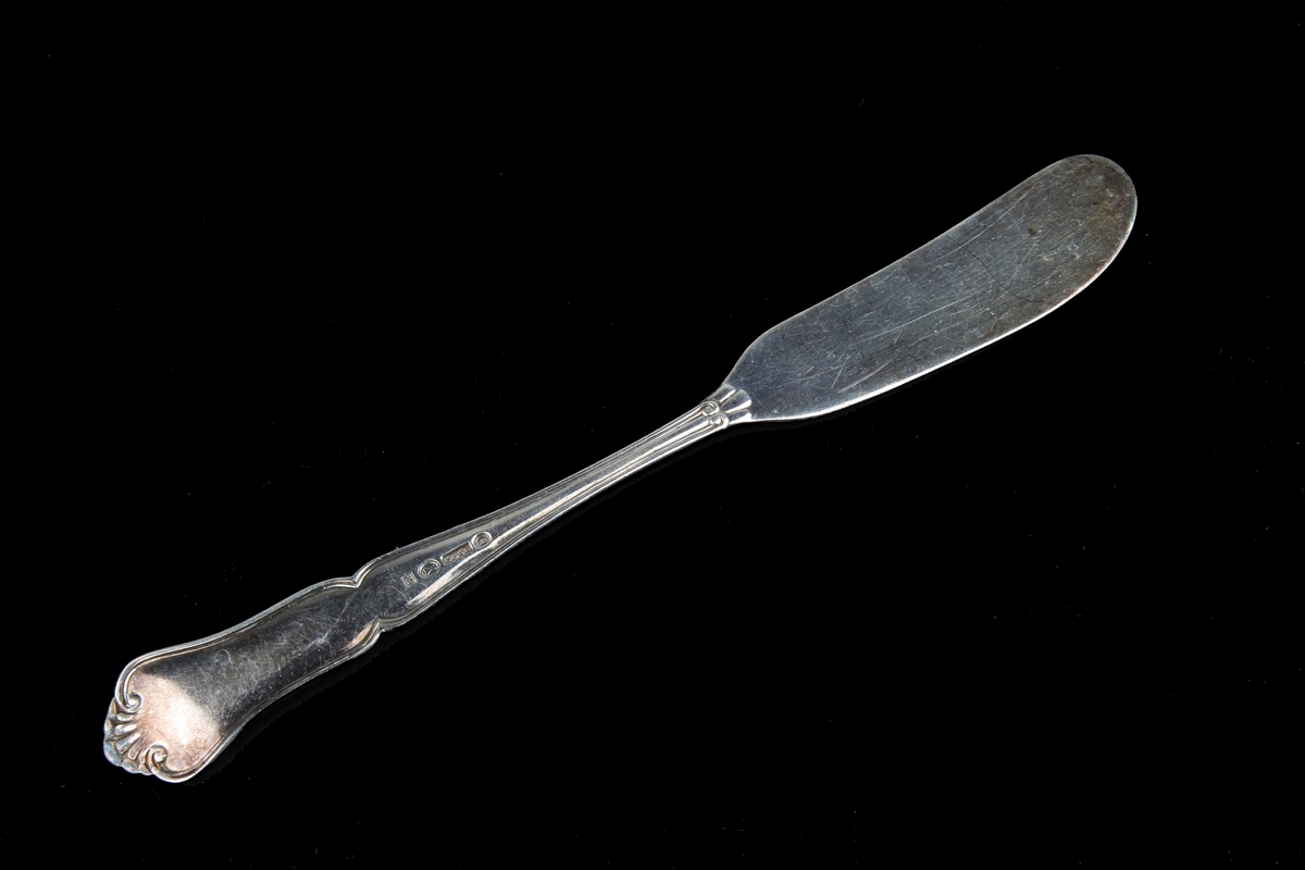 Smørkniv i serien "Märtha".