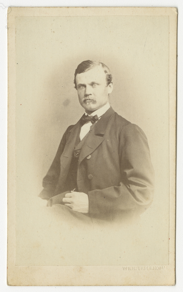 Porträtt av Wilhelm Adolf Gripenberg, officer vid Närkes regemente I 21.
