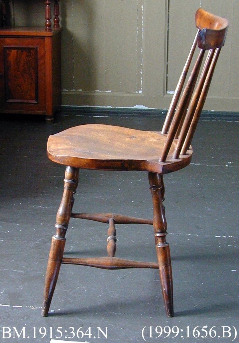 Pinnestol fra soveværelsemøblement, Henrik Ibsens leilighet i Arbiensgate.
