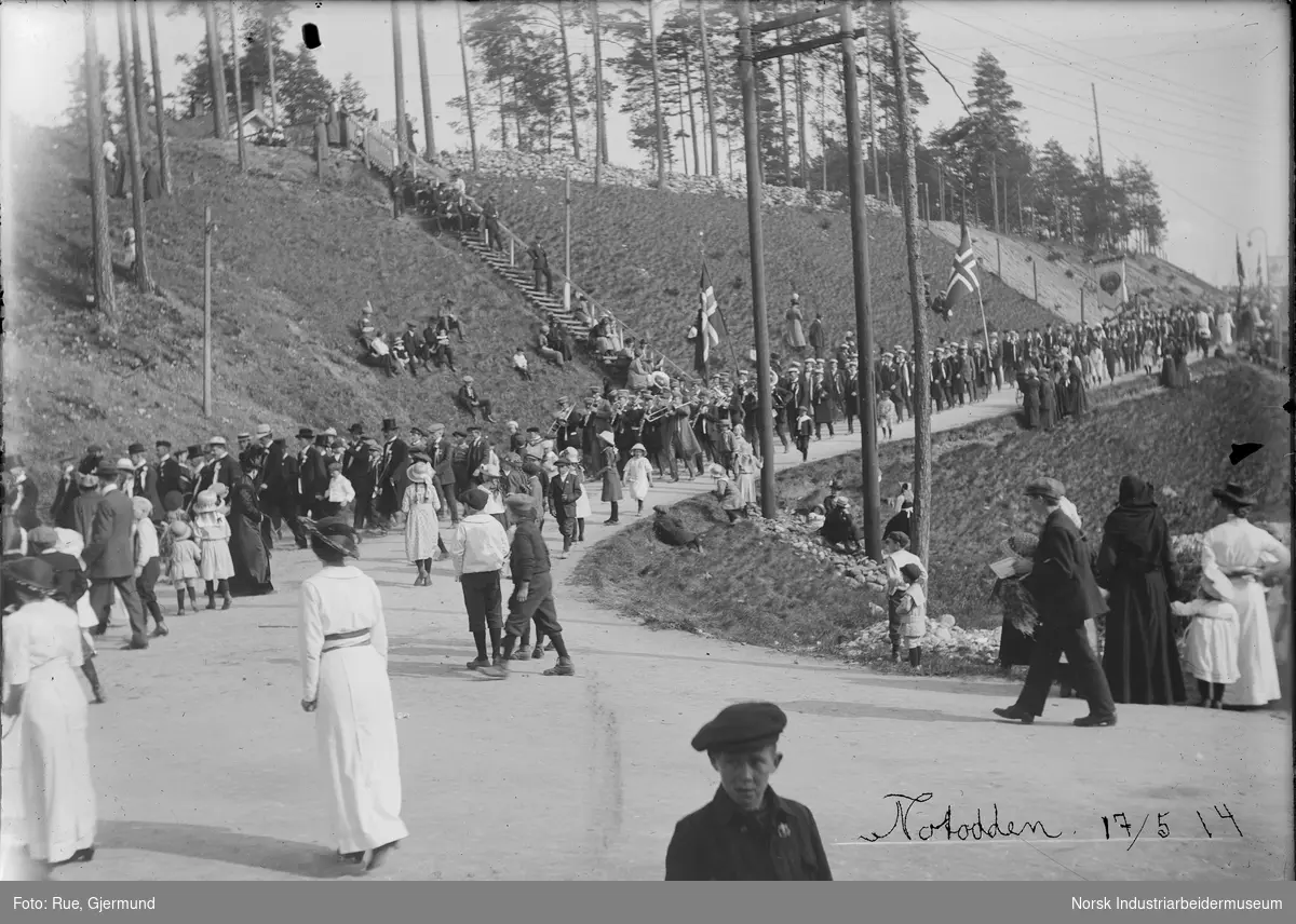 17. mai feiring i Notodden sentrum, 1914
