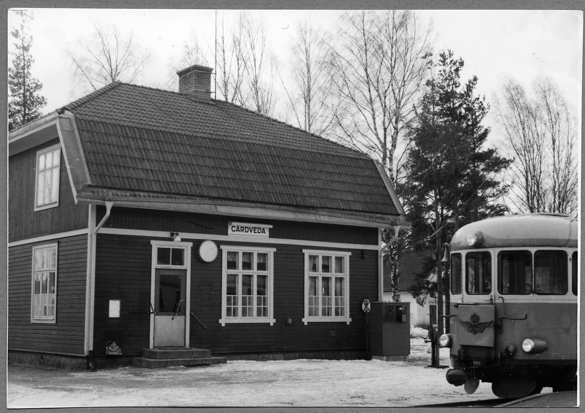 Statens Järnvägar, SJ Yp 800 vid Gårdveda station.