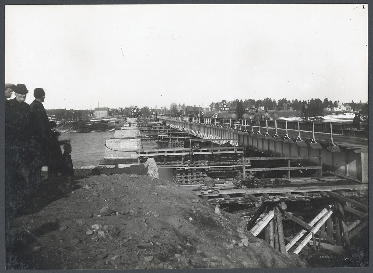 Byte av överbyggnad på järnvägsbron över Indalsälven vid Krokom.