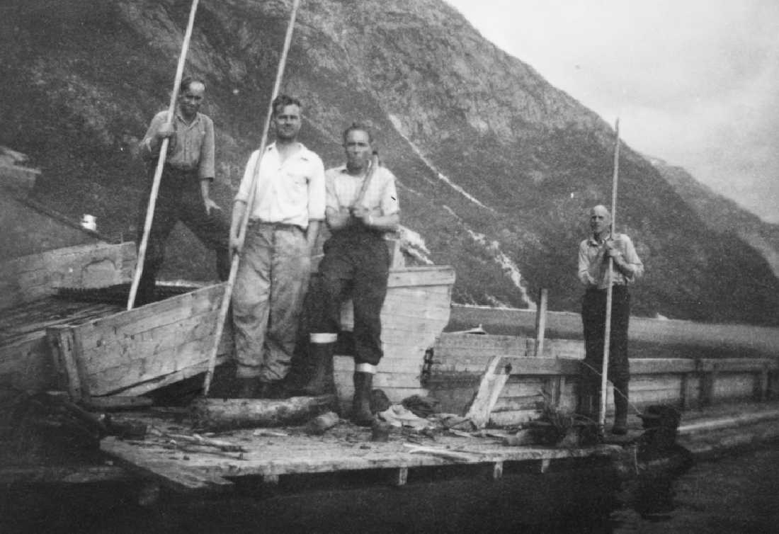 Marsøra. Soppapparat. Norvald Bechsen, Alf Solvang, Mathias Granhaug, Einar Erlandsen.