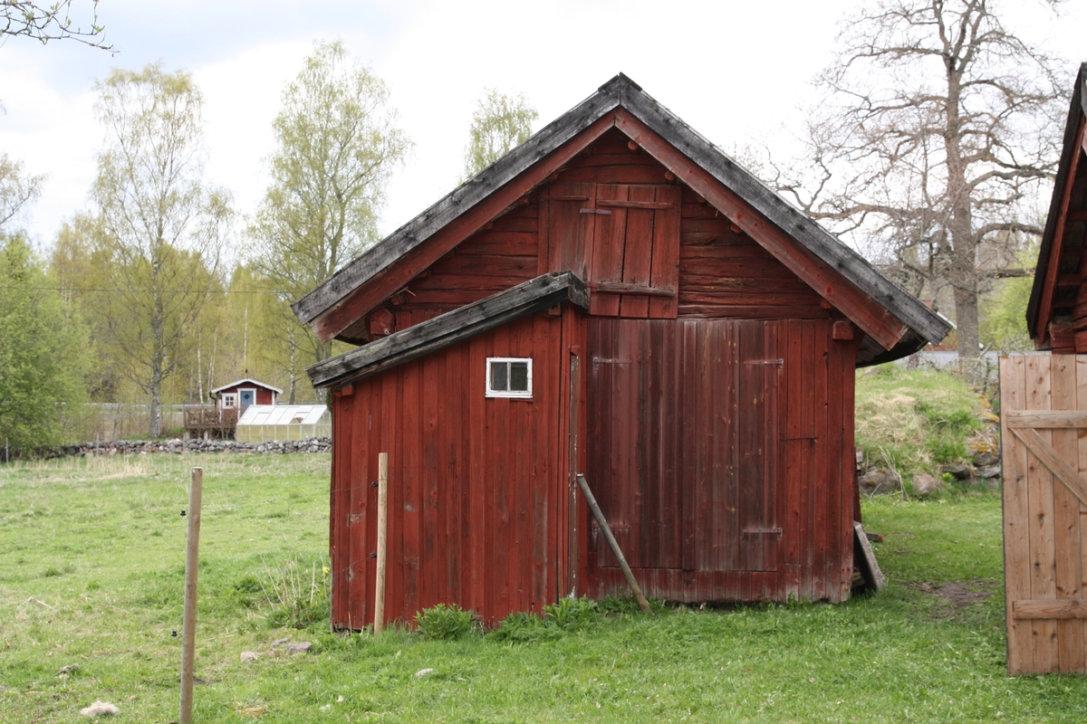Restaurering av överloppsbyggnad, fähus och foderlada, efter, Björknäs, Verkarna, Börstils socken, Uppland 2009