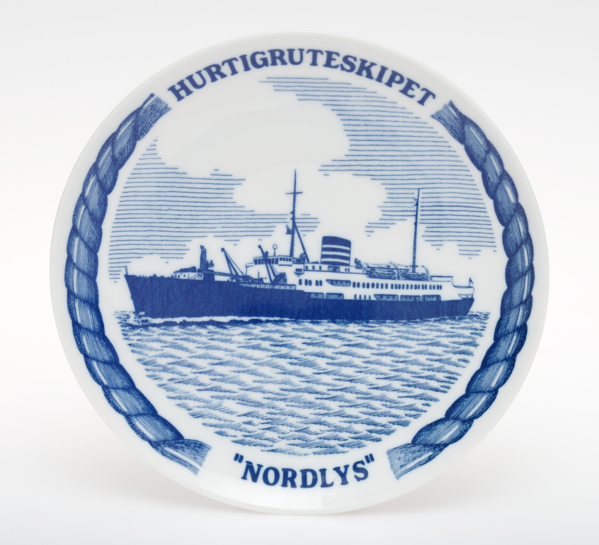 Motiv av Hurtigruten M/S Nordlys.