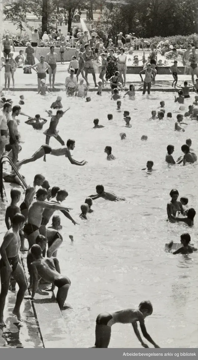 Frognerbadet. Mai 1969