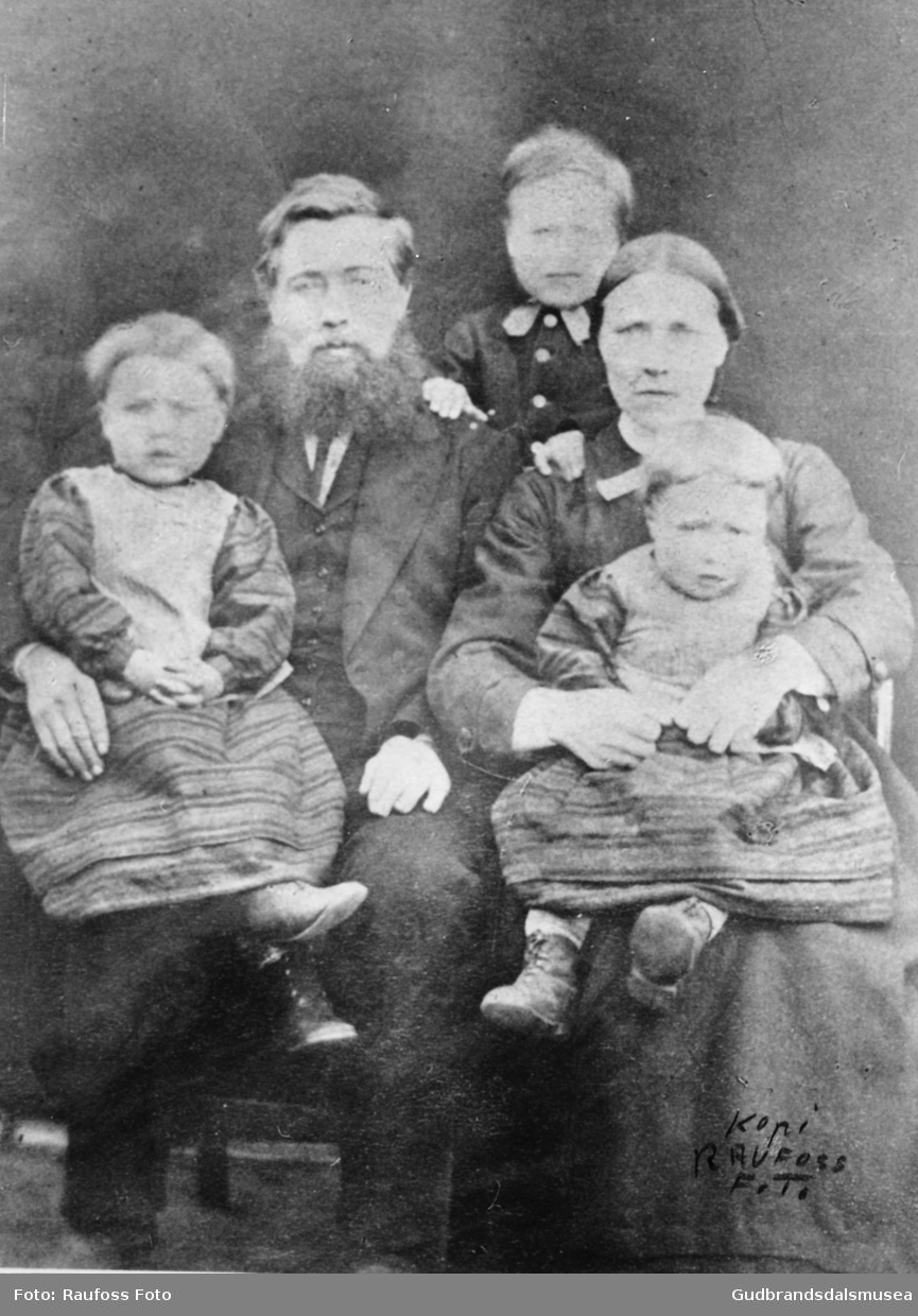 Rasmus Lund, Marlosøygard, med familie ca.1880
