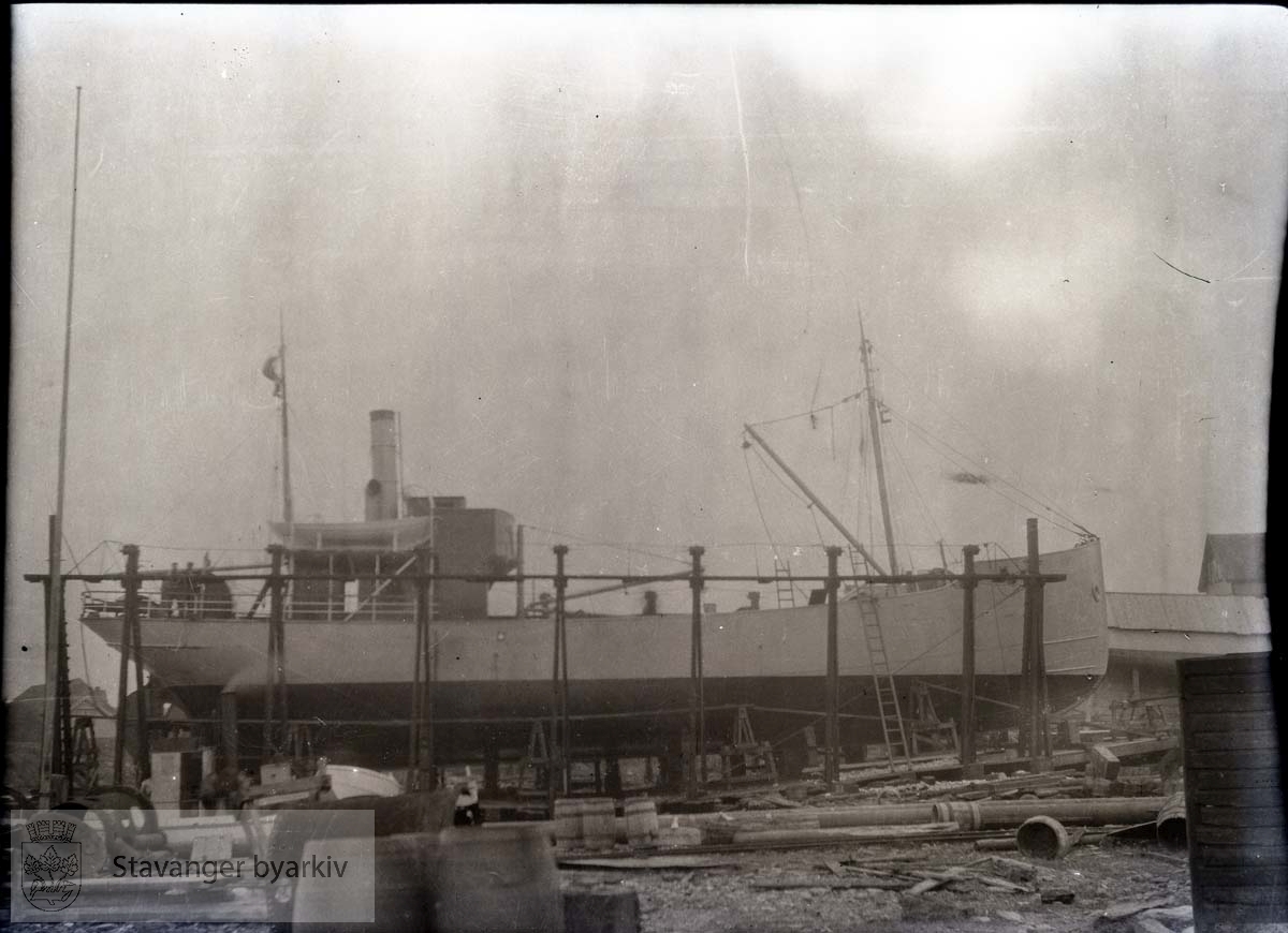 Skip under bygging ved Rosenberg Mekaniske Verksted