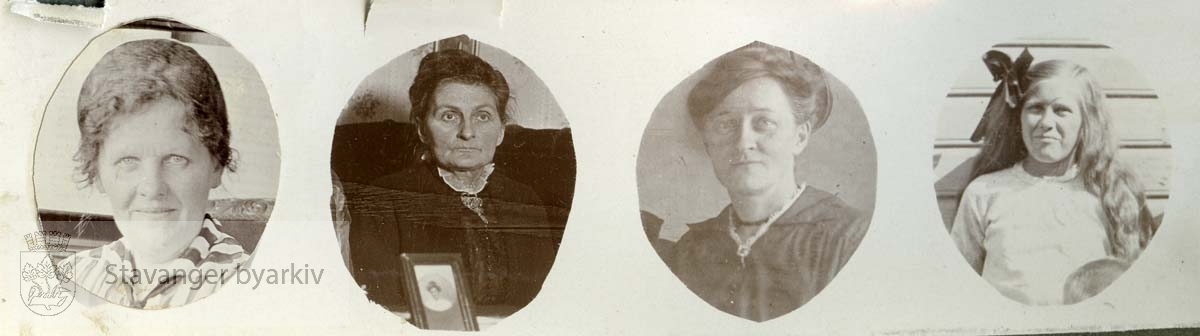 Portrett av fire kvinner