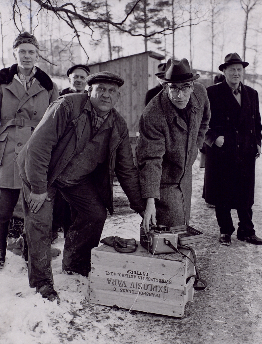 Farsta. Första Farstabygget. Första sprängskottet gick d. 5.2.1959.