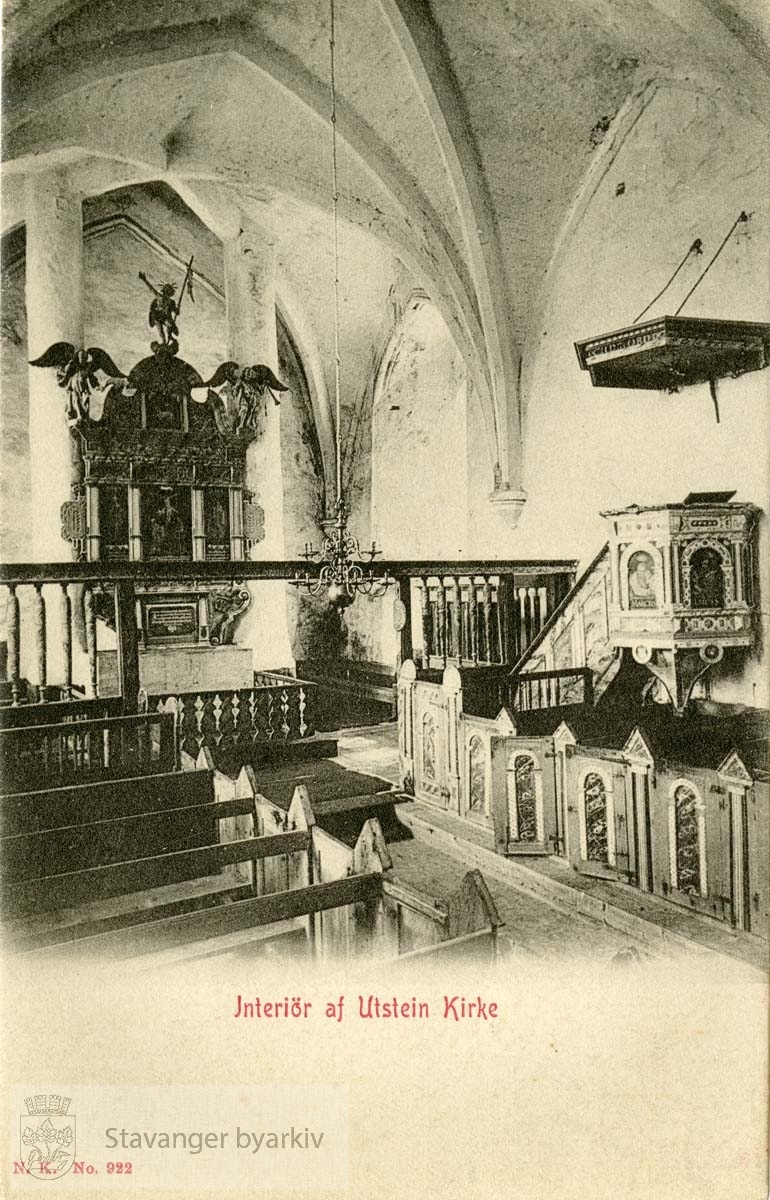 Postkortmotiv fra Utstein kirke
