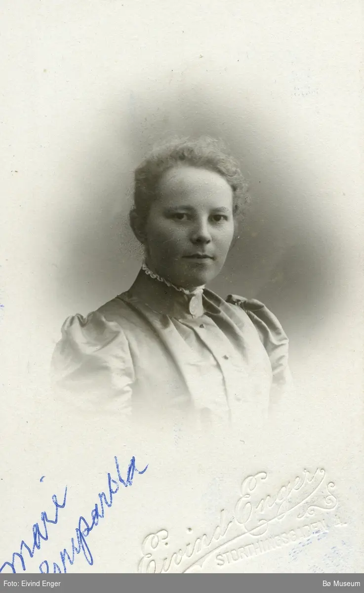 Portrett av Marie Torjusen Grimstad