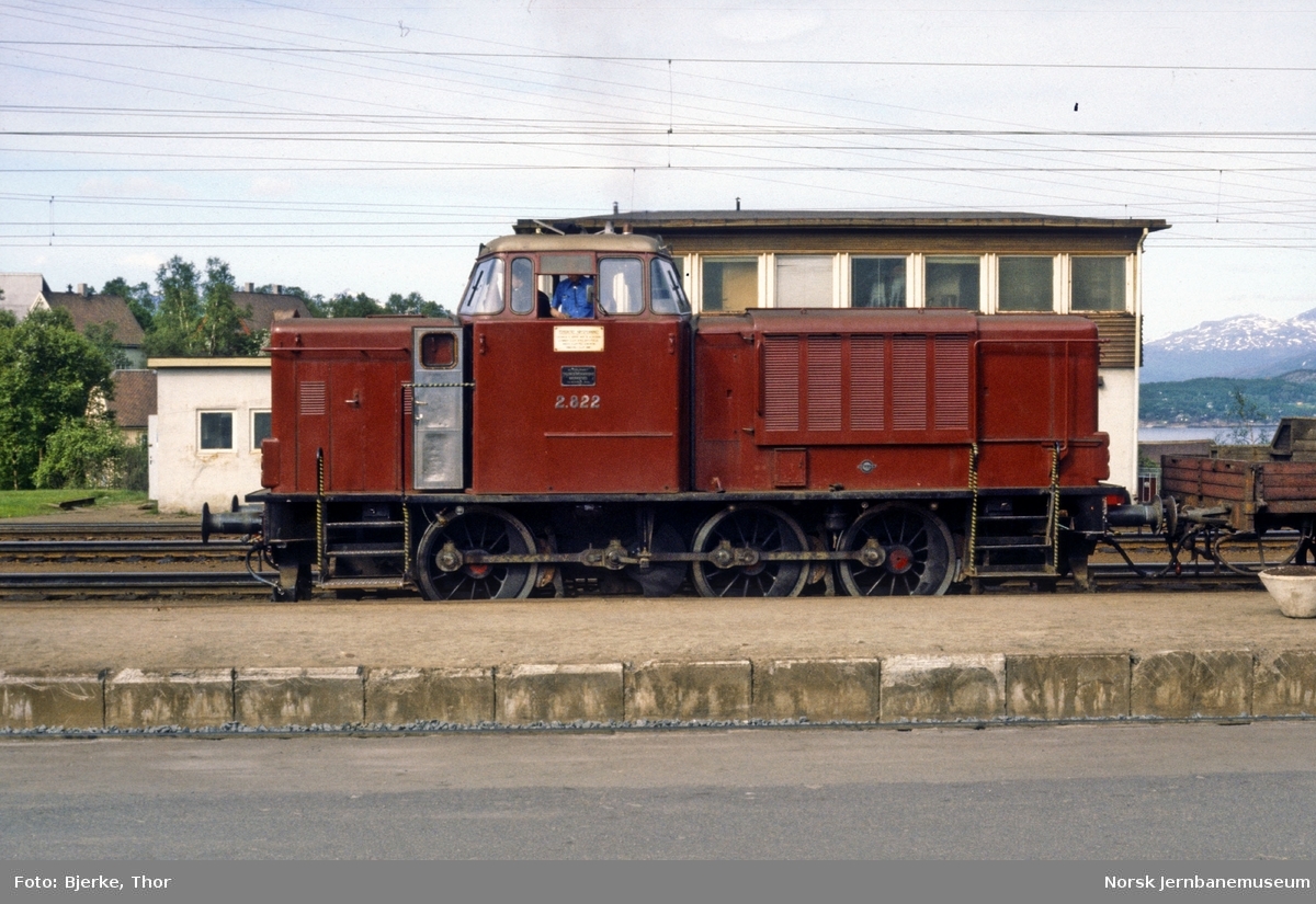 Diesellokomotiv Di 2 822 på Narvik stasjon