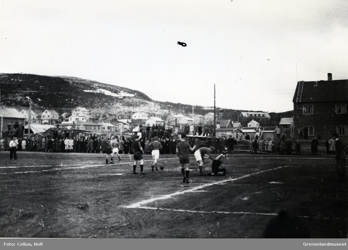 Fotballkamp i Kirkenes i gjenreisningstiden