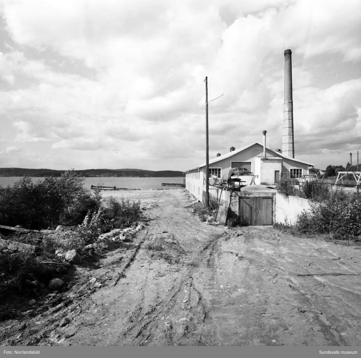 Båtmanufaktur AB, fabriken i Myrnäs, Alnö. Exteriörbilder.